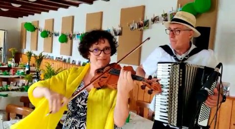 colline arts lerchenberg exposition artistes duo musical
